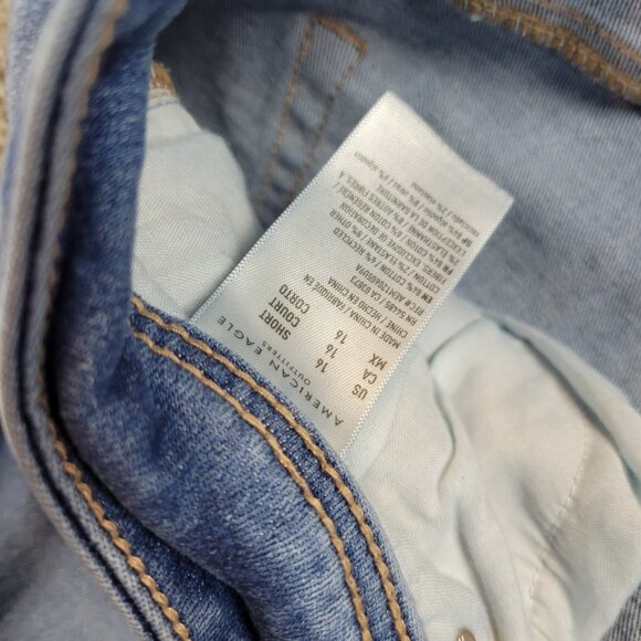 American Eagle Jeans Womens 16 Short Kick Boot Medium Wash Distressed Denim - Picture 3 of 8